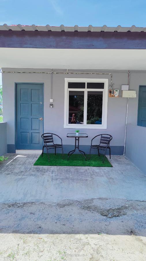 Laman Hanaz Pantai Cenang  Exterior photo
